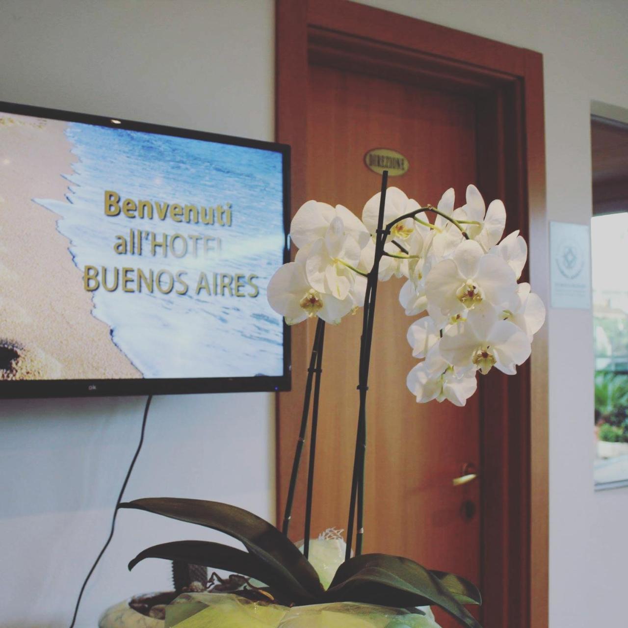 קרביה Hotel Buenos Aires מראה חיצוני תמונה